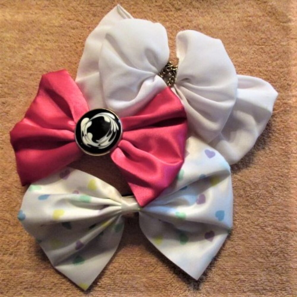 3 lg 6" hair bows on clips / barrettes
